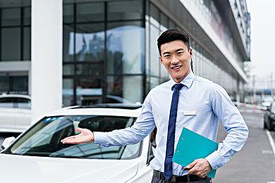 一边捏胸一边打扑克-“激情对决：双管齐下捏胸打扑克” 