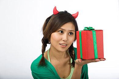 顾家三个女儿一锅烩-顾家三姐妹齐上阵：温馨一锅烩亲情故事 